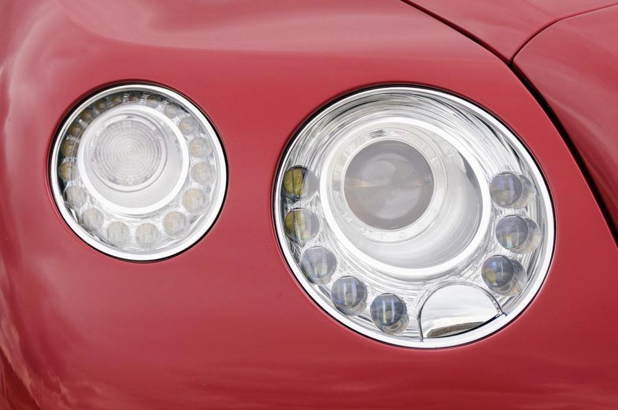  Bentley Continental GT V8 2013 года  (фото 34 из 38)